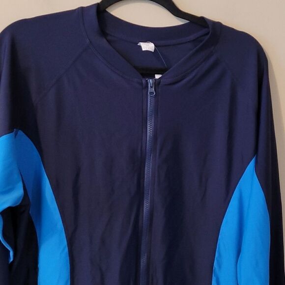 Enjoy the sunshine 🌞 swim 🏊♀️ top NWT 2X - Picture 3 of 5